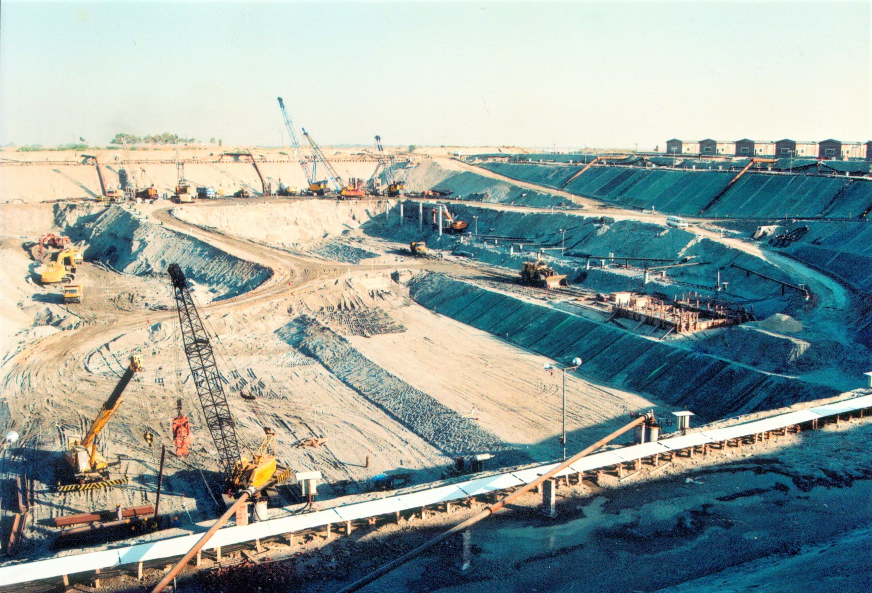 Dewatering at Chashma Barrage. The biggest dewatering project in the world.