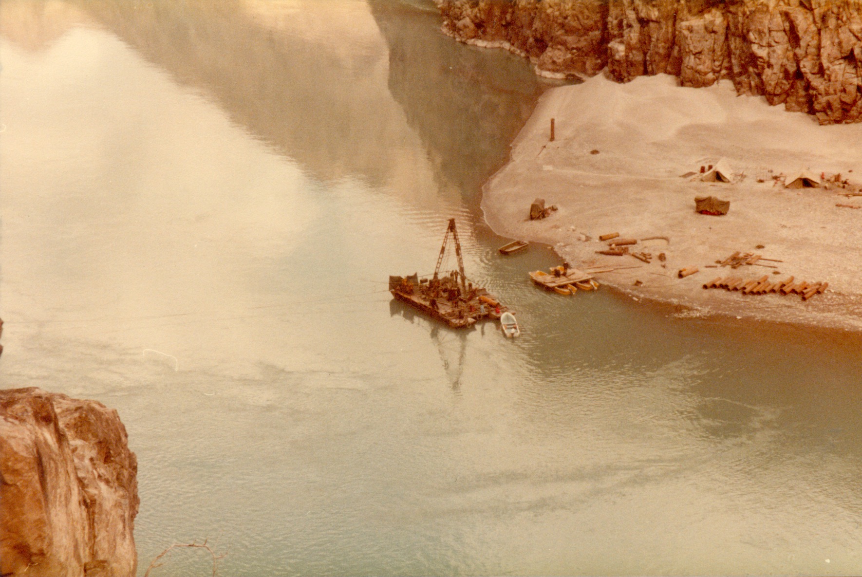 Offshore Drilling on Indus river at Bhasha Dam 1984