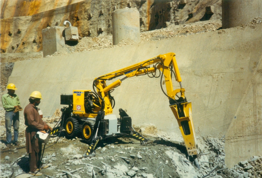 Brokke Concrete Demolition at Tarbela Powerhouse Extension in Pakistan
