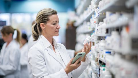 Tretinoin U Ljekarni Ključ za Zdravu i Sjajnu Kožu